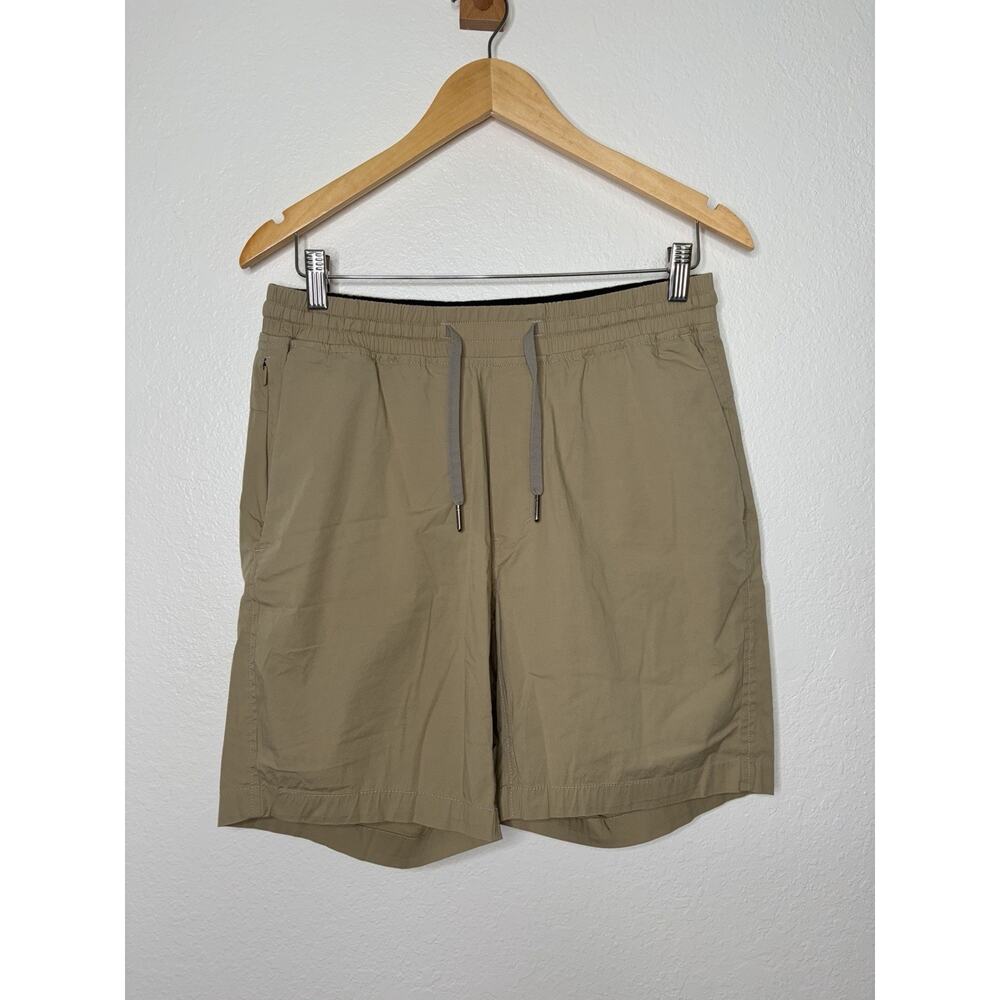 Lululemon Bowline 8" Ripstop Short in Tan Men's Size Medium